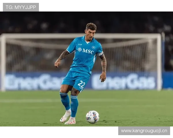 那不勒斯冠军后重建期阵容变化明显,稳定性面临考验竞争趋紧 那不勒斯冠军后重建期阵容变化明显,稳定性面临考验竞争趋紧