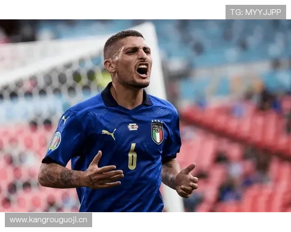 乌加特与罗德里：防守型与组织型后腰战术角色对比分析